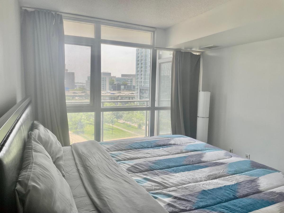 Three Br Condo Step To Cn Tower Rogers Center With Free Parking Toronto Exterior photo